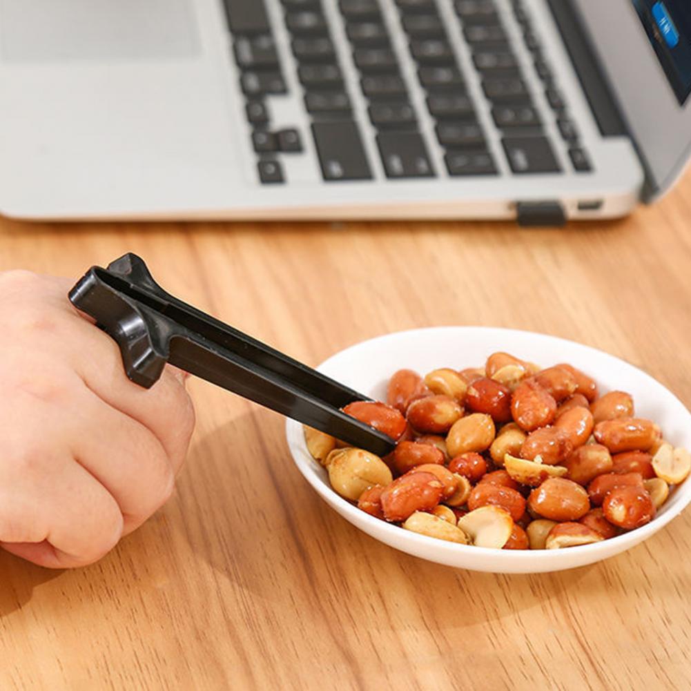 Clean Fingers Chopsticks: Lazy Assistant For Snacks